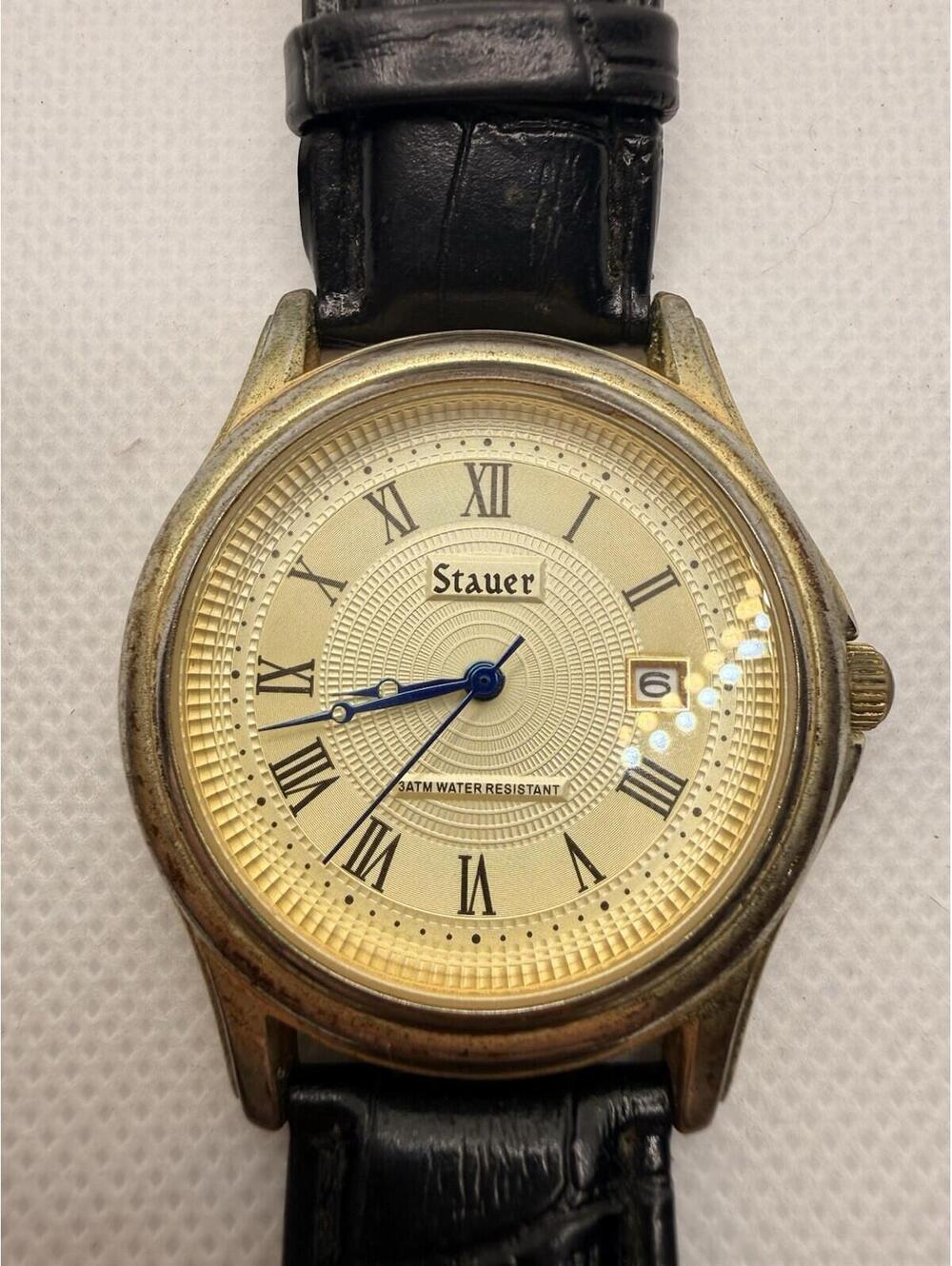 Stauer Metropolitan VTG Mens Watch 40mm Gold Tone Bracelet Watch - Needs Battery